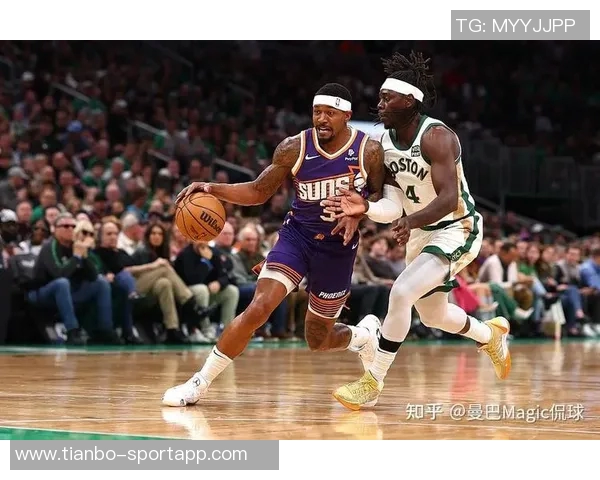 太阳本赛季开局表现略逊于上赛季前13场战绩对比引人关注