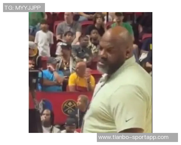 安吉尔里斯亲临芝加哥为魔术加油助威引发热议