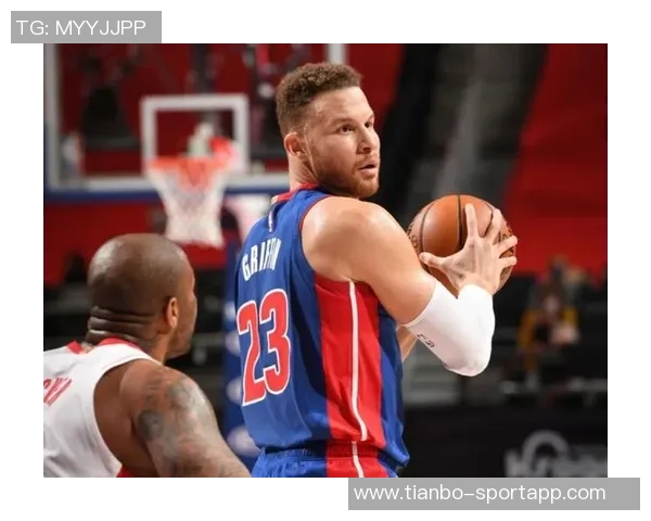 次节托马斯状态回暖半场贡献13分4助攻助力球队反弹