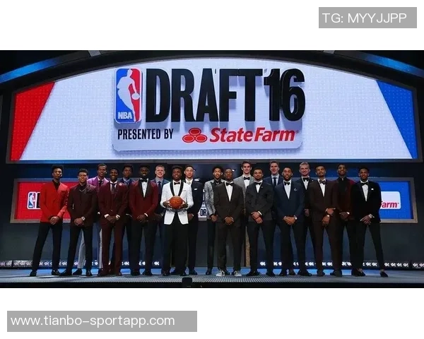 NBA新赛季小前锋评选结果揭晓杰伦布朗荣膺最佳称号